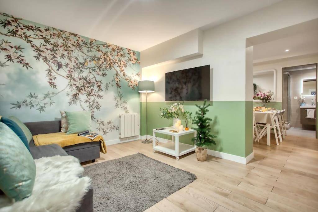 Amazing Apart New Bastille 3 Bedrooms 2 Bathrooms Paris Exterior foto